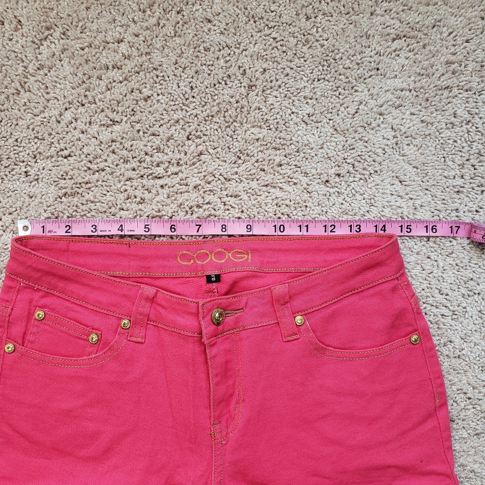 Used Hot Pink Coogi Shorts Size 9/10 - Picture 5 of 5